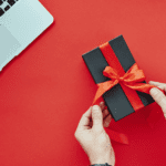How Thoughtful Welcome Kits Improve Employee Retention