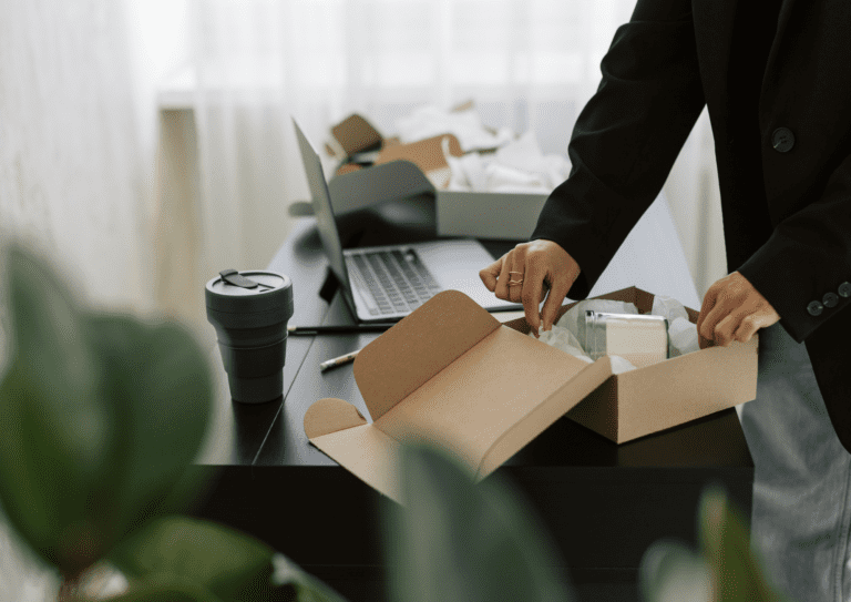 Best Office Essentials for New Employee Gift Kits
