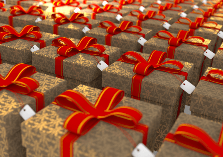 5 Must-Have Items for a Memorable Employee Joining Kit